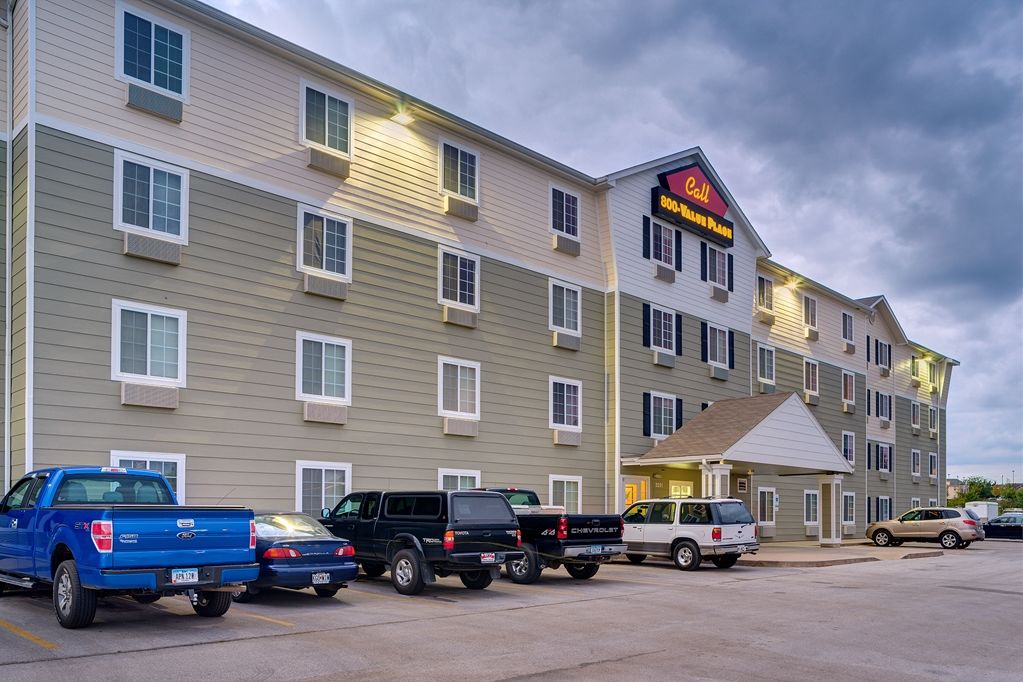 Woodspring Suites Springfield Exterior photo
